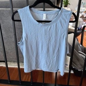 NWT Lululemon cropped workout top